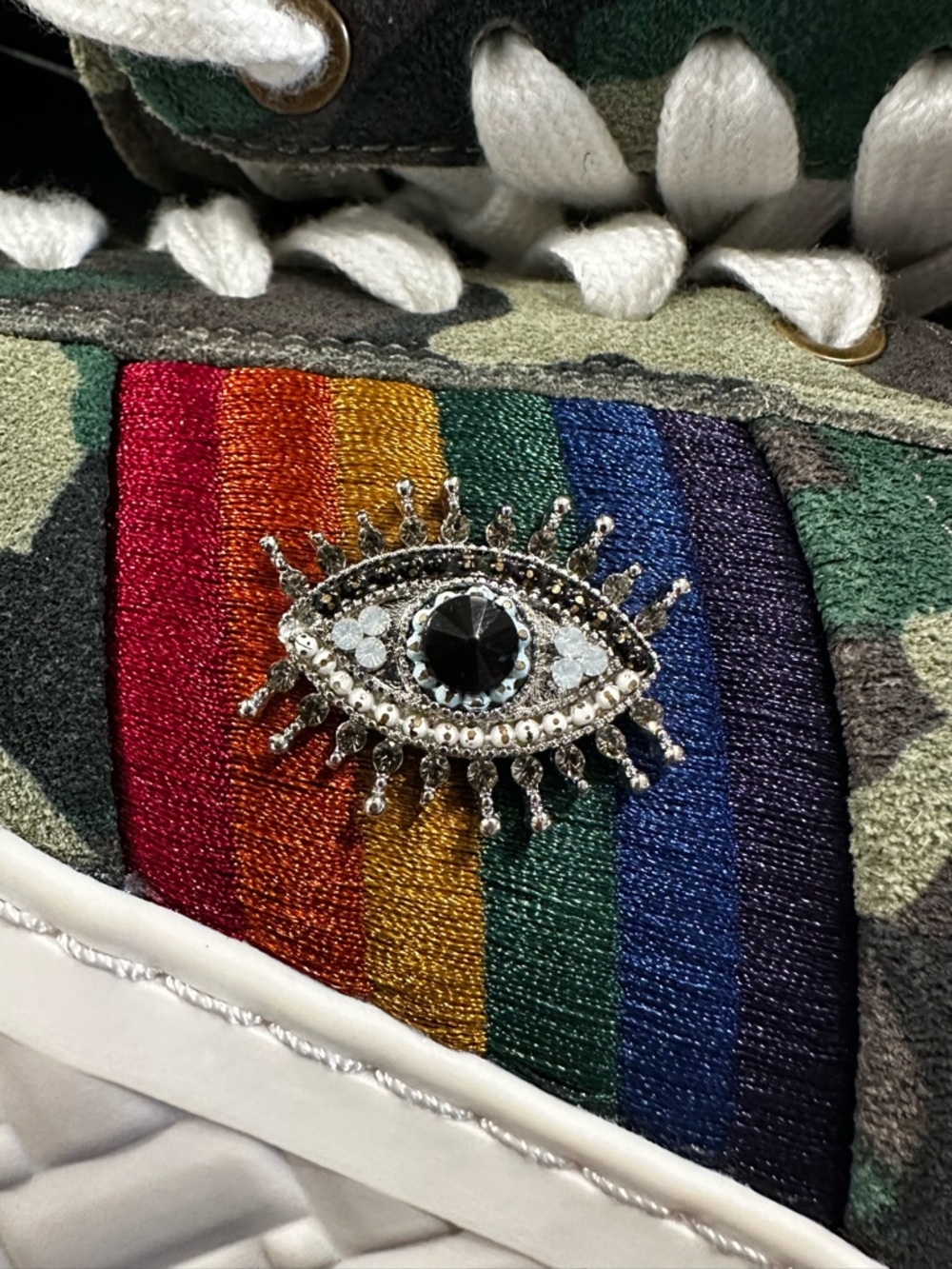 Kurt Geiger Camouflage Sneakers with Rainbow Stripe and Eye Emblem W-5 - Picture 13 of 13